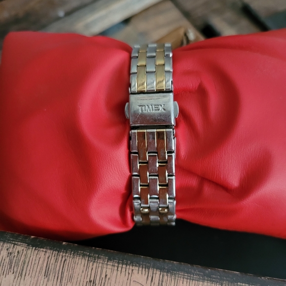 Timex Ladies watch - Picture 4 of 9